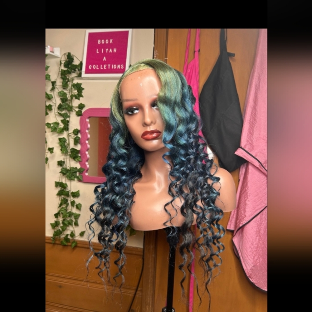 Lace front wig - Picture 1 of 4